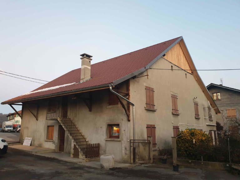 Rénovation d’une vieille ferme à Arenthon
